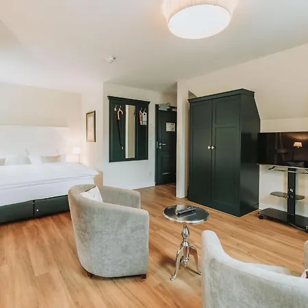 & Freiwerk Szálloda 4*